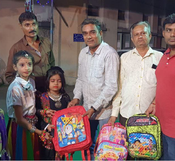 Navratri Lahani Distribution1